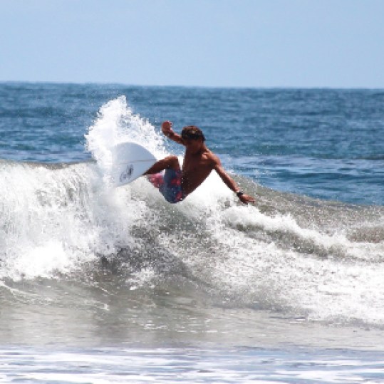 Surfing Playa Jaco pre ISA world Contest 2016 096